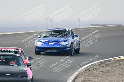 media/Jan-26-2025-CalClub SCCA (Sun) [[cfcea7df88]]/Group 4/Race/